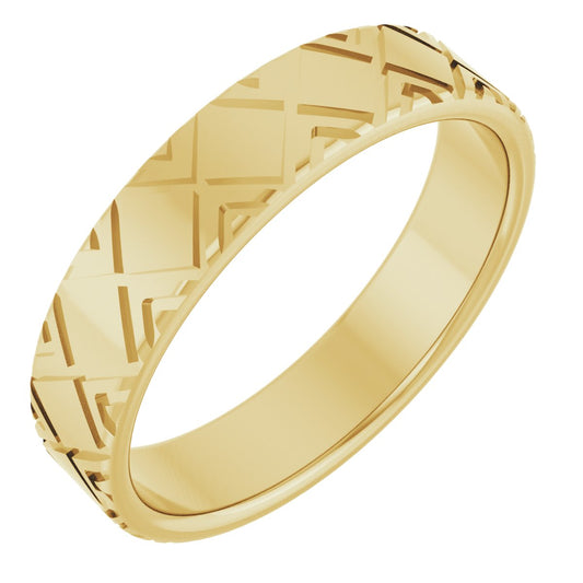 Faceted Pattern Band in Yellow Gold