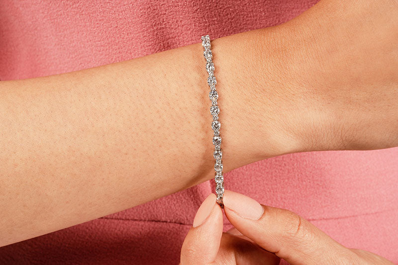 Alternating Diamond Tennis Bracelet